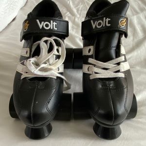 VOLT Quad Skate